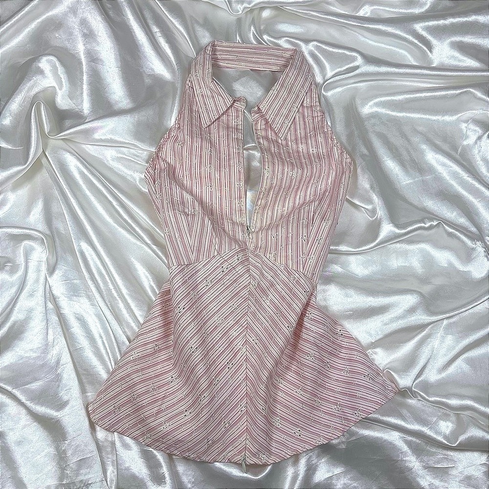 y2k Halter Top Pink Excellent Charlotte Russe Striped Eyelet Zip Front V-Neck M
